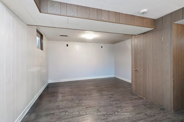 Additional image 29 of 44 Village Crt Unit 22