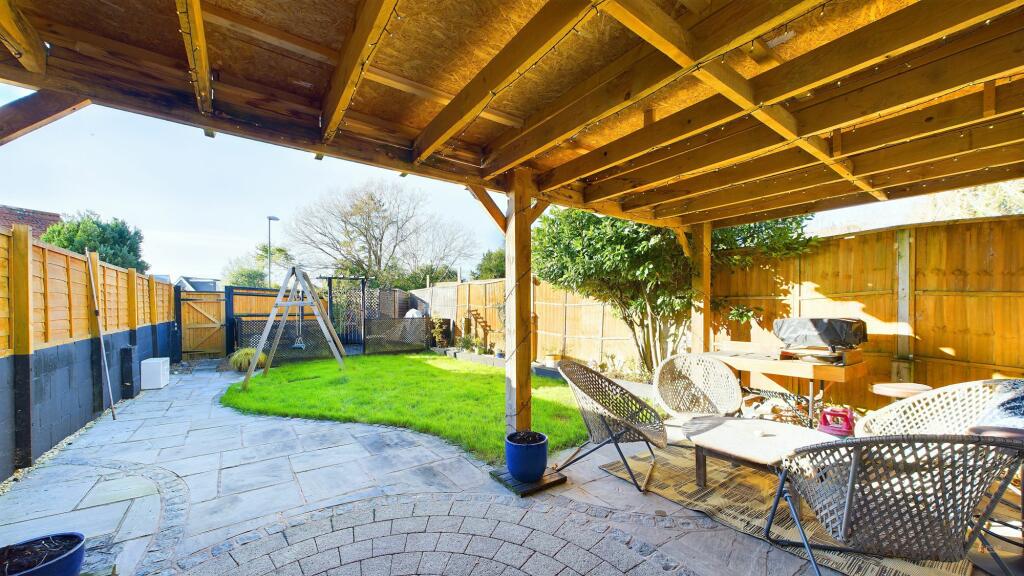 Additional image 15 of Manor Road, Lancing, BN15