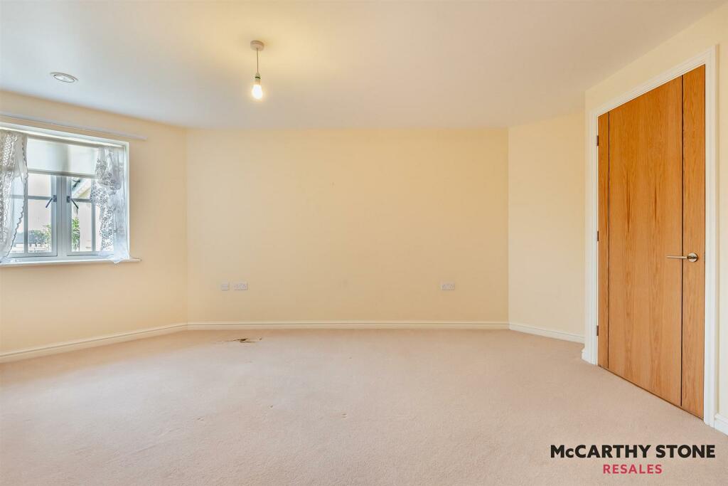 Additional image 12 of Cornmantle Court, Parsonage Barn Lane, Ringwood, Hampshire, BH24  1WJ