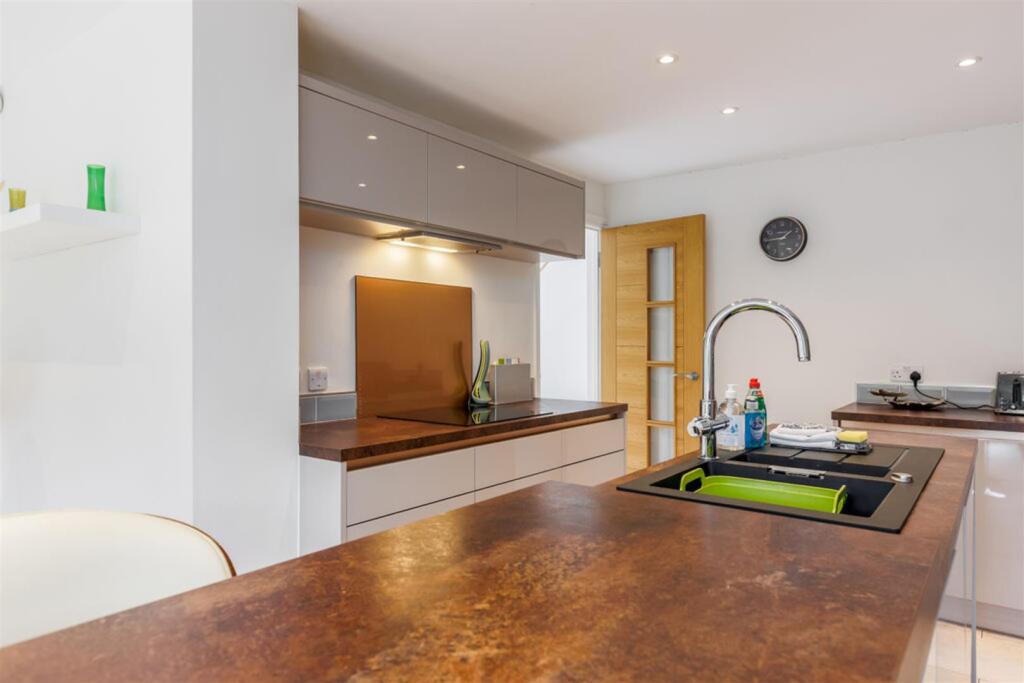 Additional image 28 of Thwaite Road, Poole