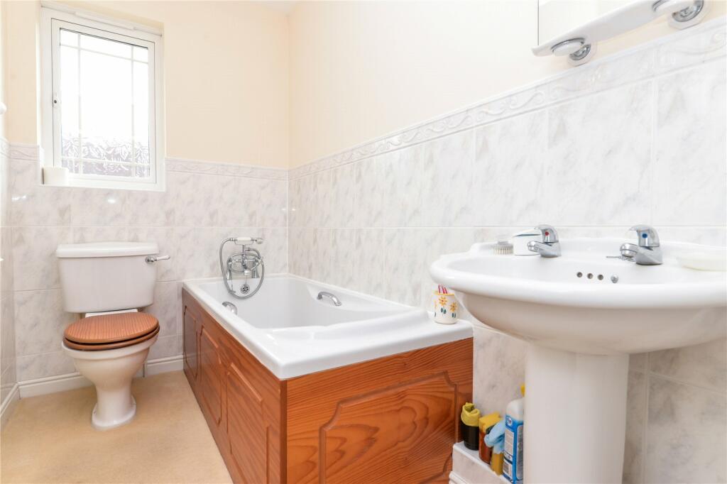 Additional image 6 of Ubsdell Close, New Milton, Hampshire, BH25