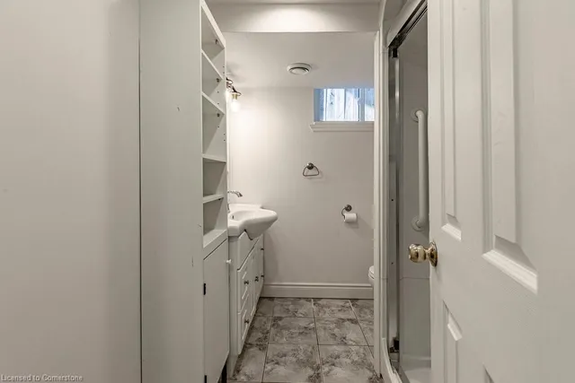 Additional image 37 of 2 Bond St