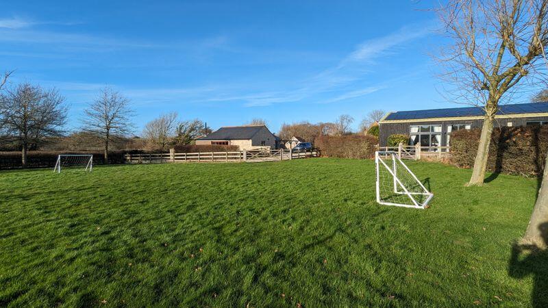 Additional image 51 of Woodyhyde Courtyard with Tennis Court and indoor Swimming Pool