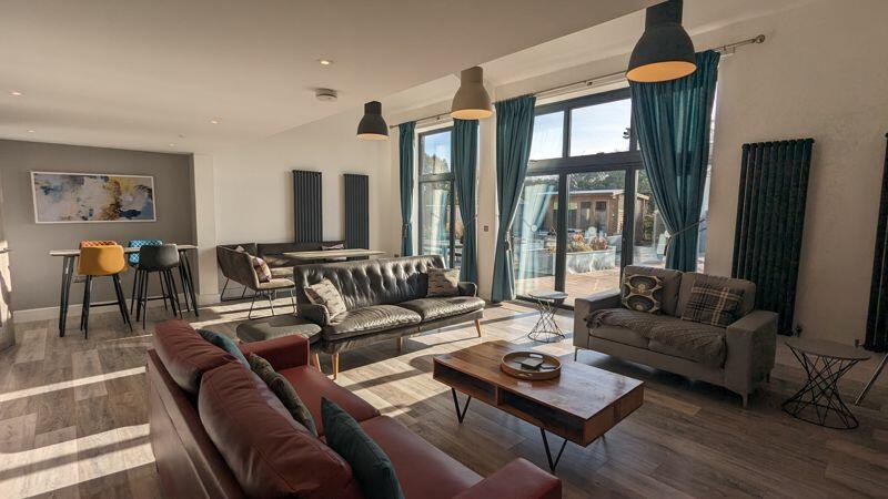 Additional image 18 of Woodyhyde Courtyard with Tennis Court and indoor Swimming Pool