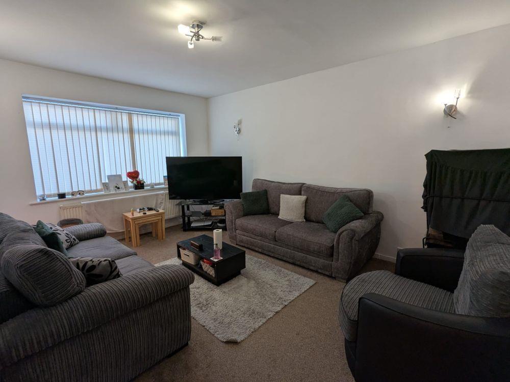 Additional image 7 of 11, Fairway Avenue Bradford, BD7 4JH