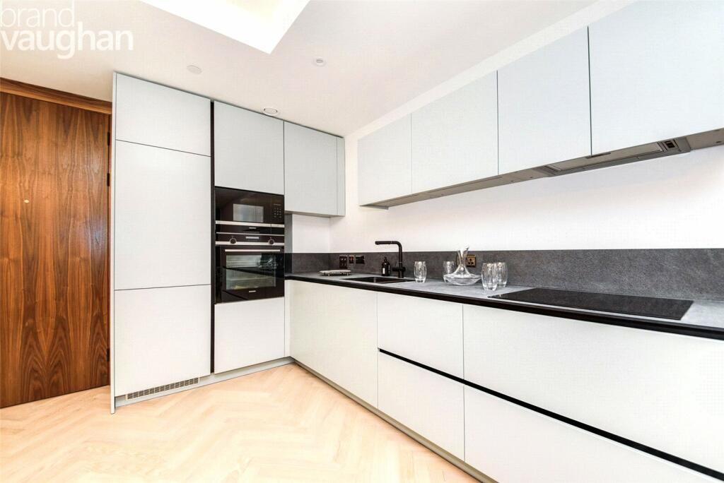 Additional image 12 of Gloucester Place, Brighton, BN1