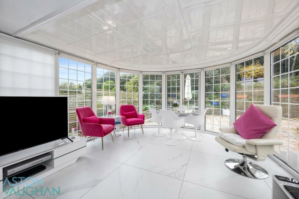 Additional image 15 of Wanderdown Close, Ovingdean, Brighton