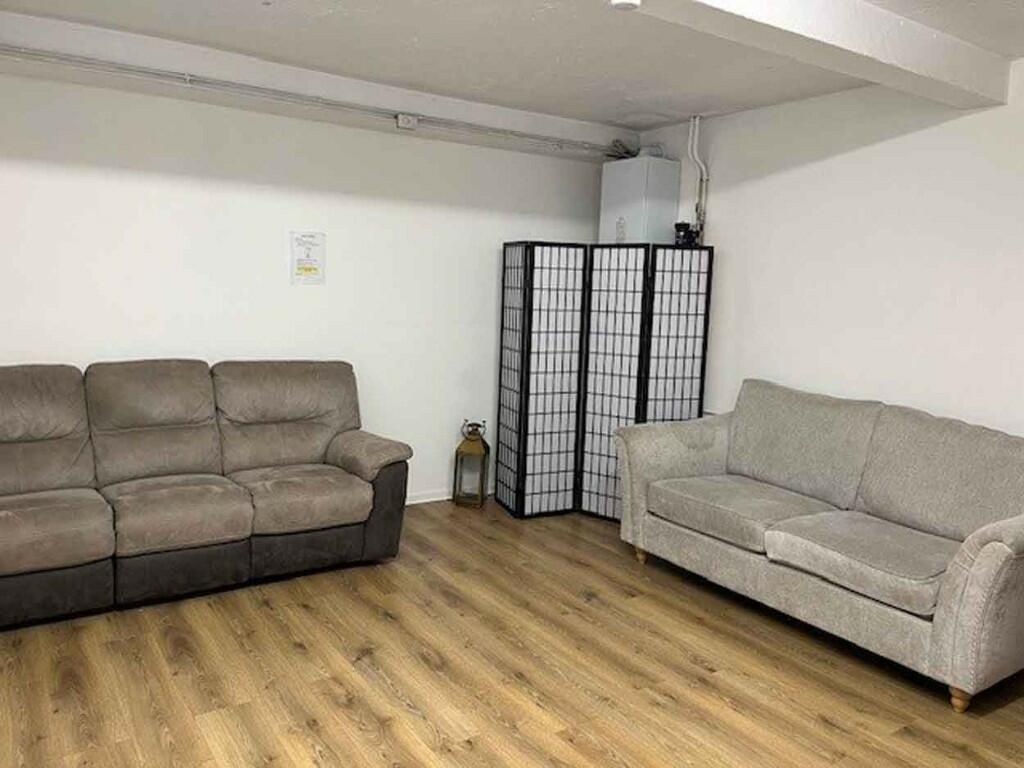 Additional image 4 of 4a, 262 Ringwood Road, Poole, Dorset, BH14