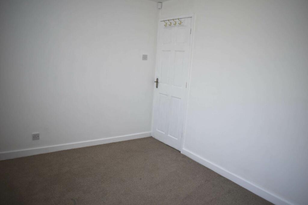 Additional image 21 of Parkdene Close, Harwood