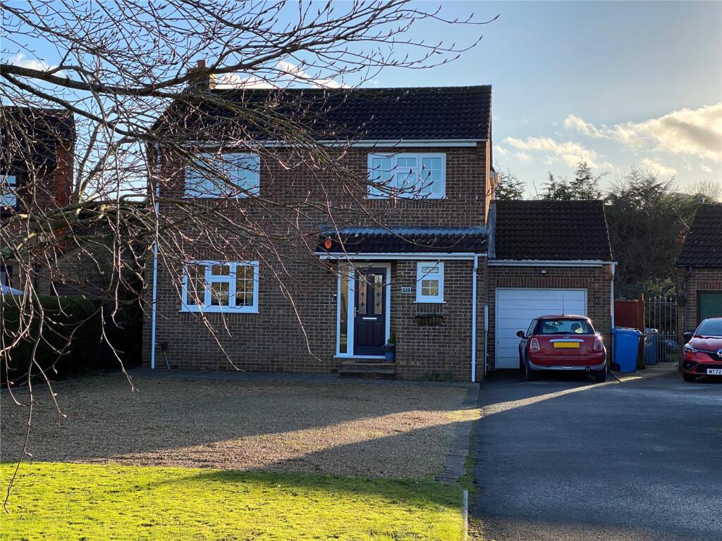 Plantagenet Crescent, Bearwood, Bournemouth, Dorset, BH11