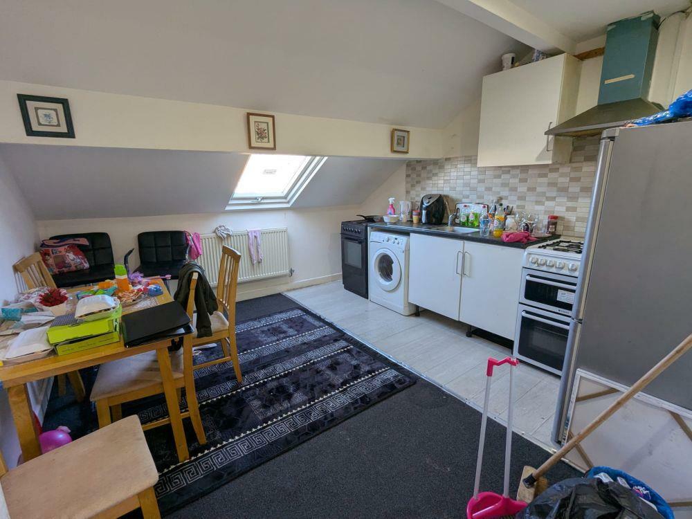 Additional image 13 of 585-587, Thornton Road Bradford, BD8 9RA