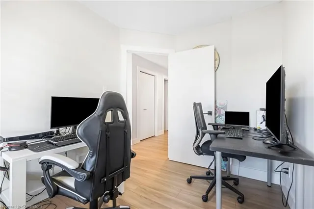 Additional image 10 of 51 Thames Way