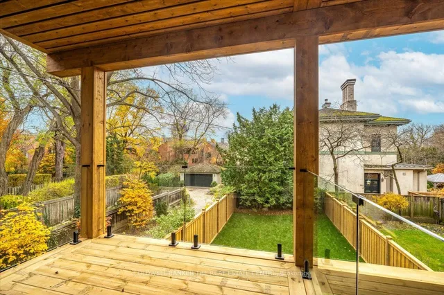 Additional image 12 of 37 Woodlawn Ave