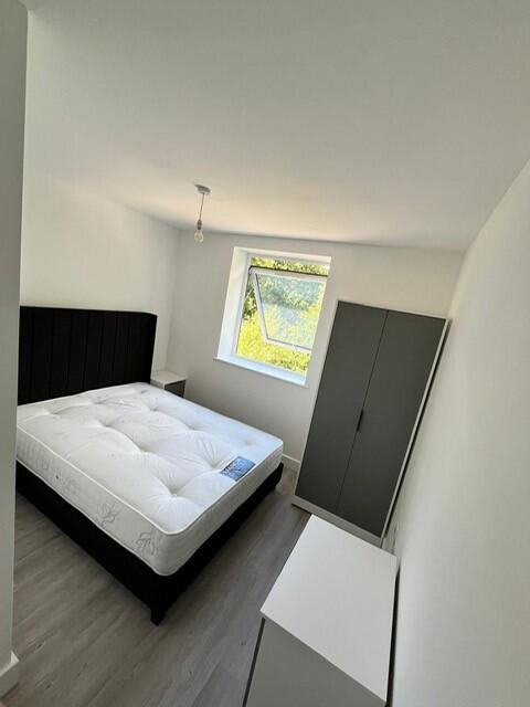 Additional image 7 of Bingley road