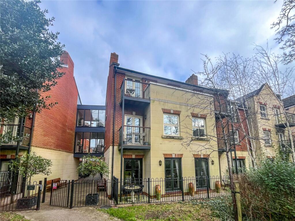 Additional image 2 of High Street, Christchurch, Dorset, BH23