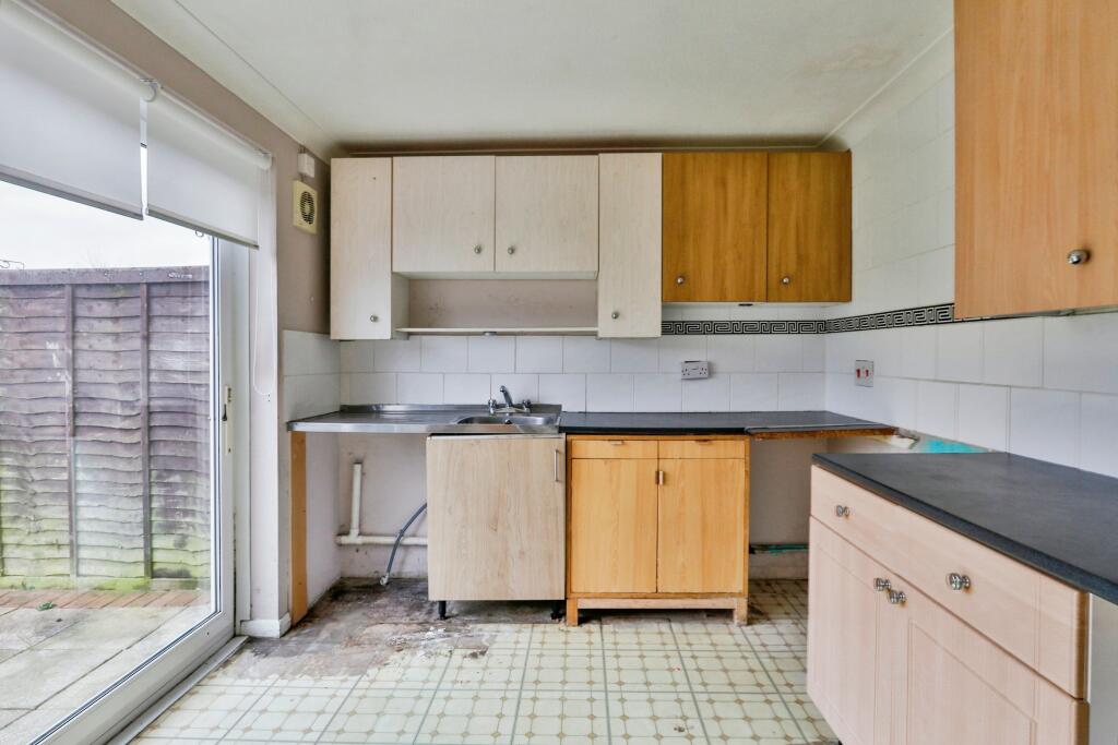 Additional image 5 of Bramshaw Gardens, THROOP, Bournemouth, Dorset, BH8