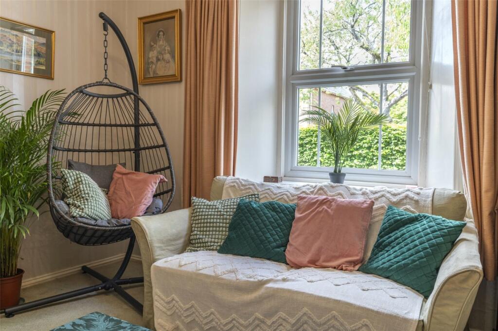 Additional image 4 of Avenue Road, Wimborne, Dorset, BH21