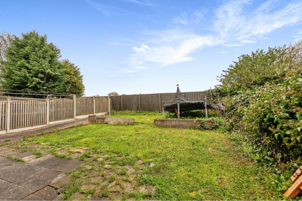 Additional image 18 of Broadstone Way, Bradford, BD4