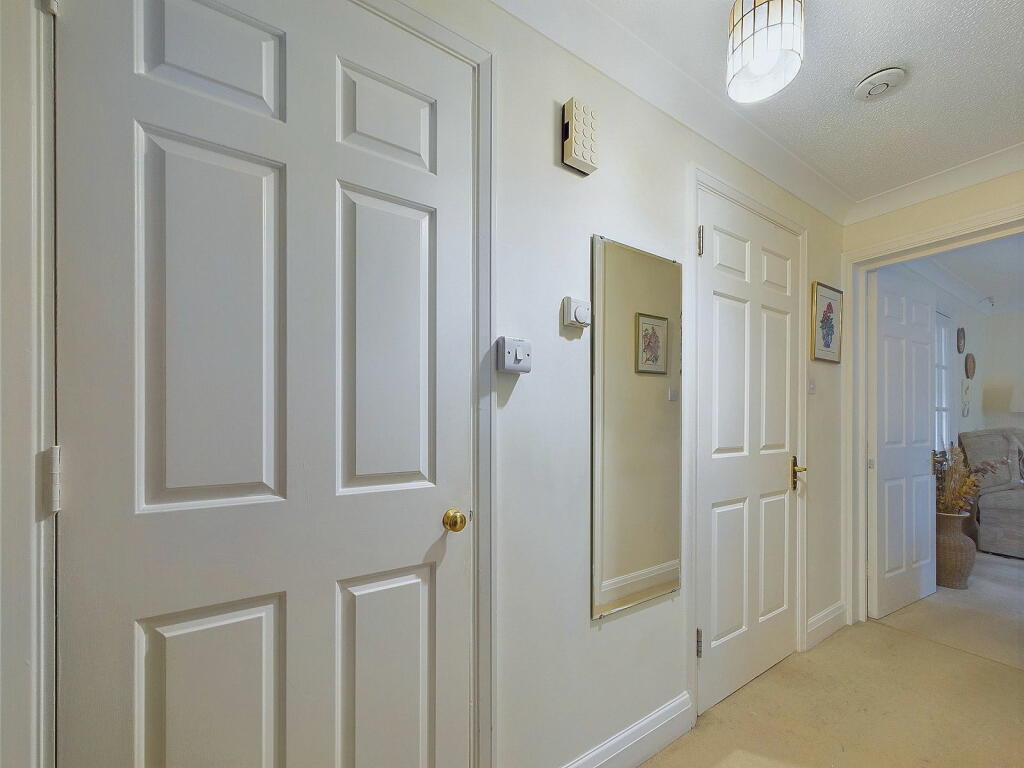 Additional image 11 of The Courtyard, Offington Lane, Worthing BN14 9RT