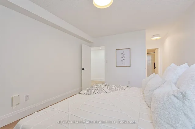 Additional image 28 of 299 Mill Rd Unit 1509