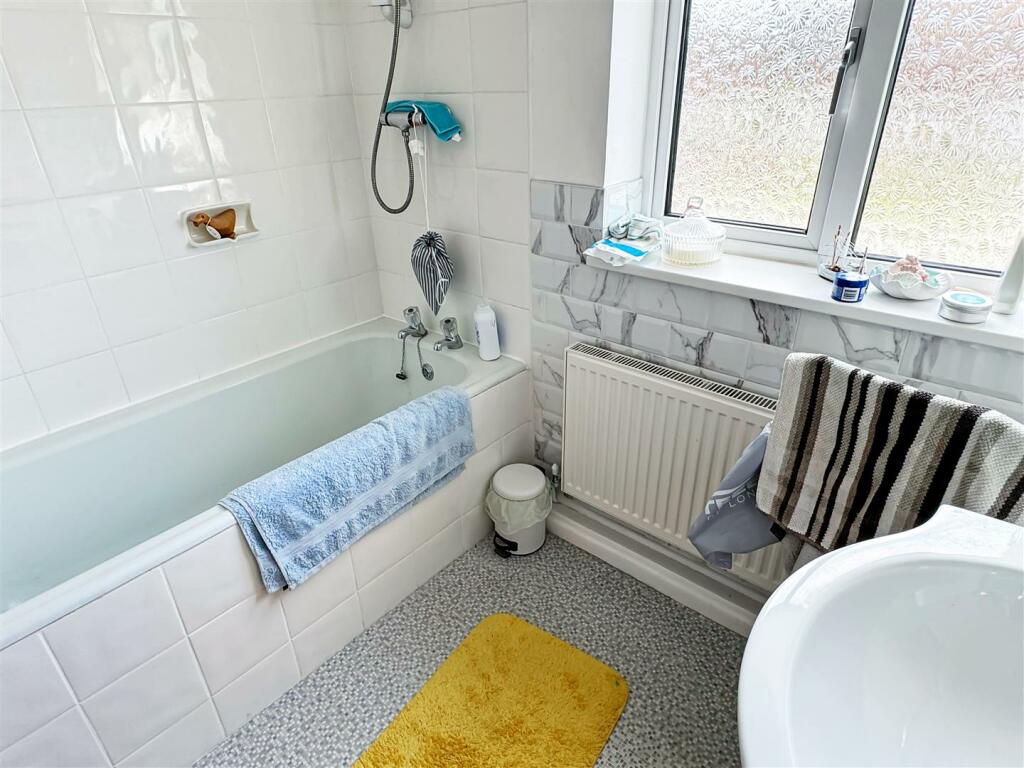 Additional image 14 of St. Marys Close, Littlehampton