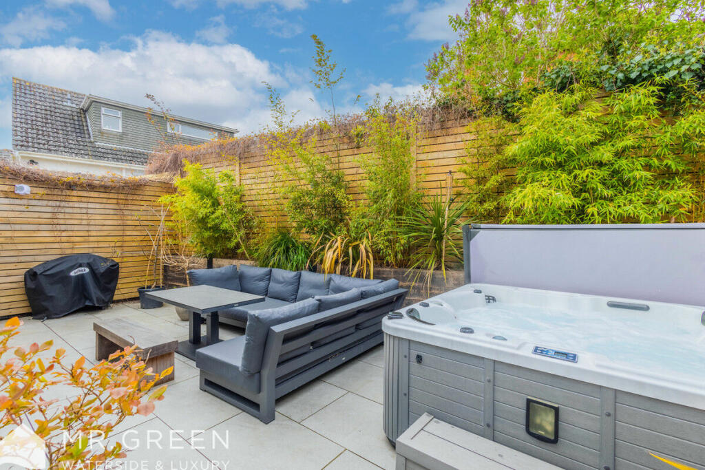 Additional image 5 of Old Bridge Road, Iford, Bournemouth, BH6 5RG