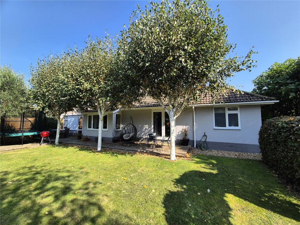 Additional image 3 of Appletree Close, New Milton, Hampshire, BH25