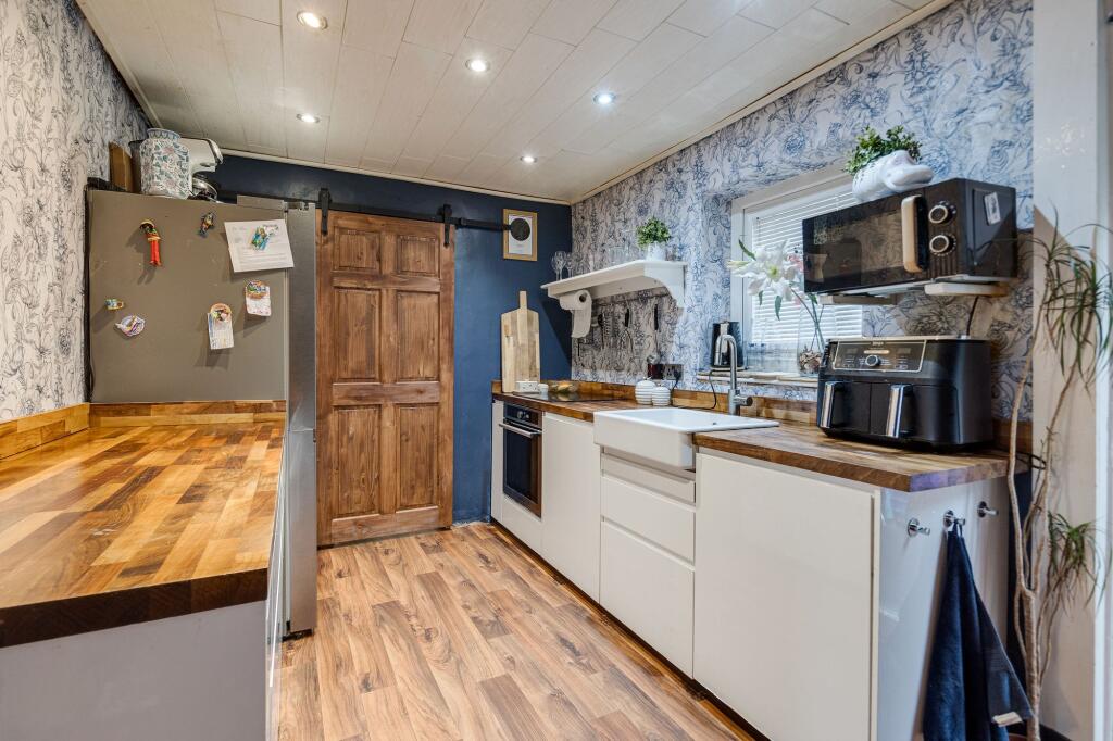 Additional image 3 of Bradford Road, Farnworth, BL4