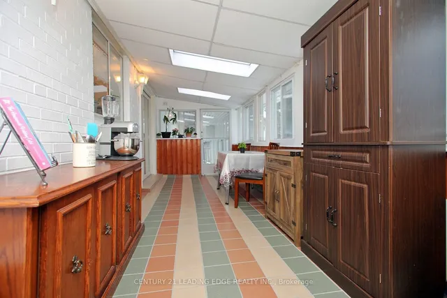 Additional image 25 of 3651 Broomhill Cres