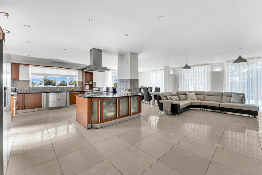 Additional image 4 of Dobb Brow Road, Westhoughton BL5 2AZ – Exceptional 7,806 sq ft Luxury Home on Expansive Grounds