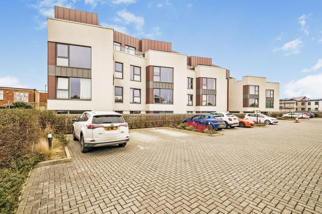 Additional image 8 of South Street, Lancing