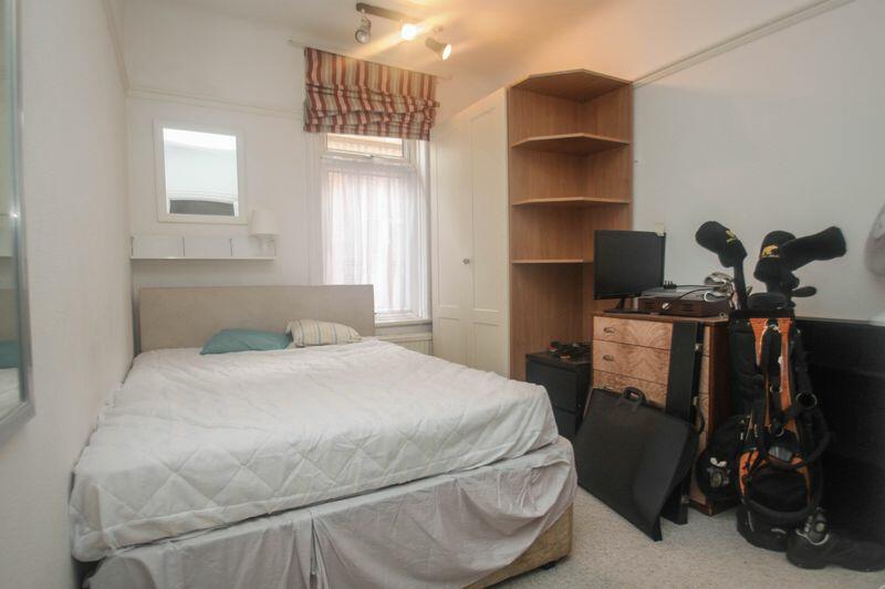 Additional image 5 of Spacious Ground Floor Flat, Professional Sharers Welcome