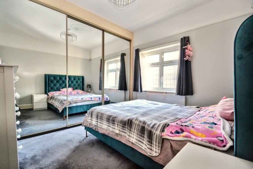 Additional image 23 of Broadstone