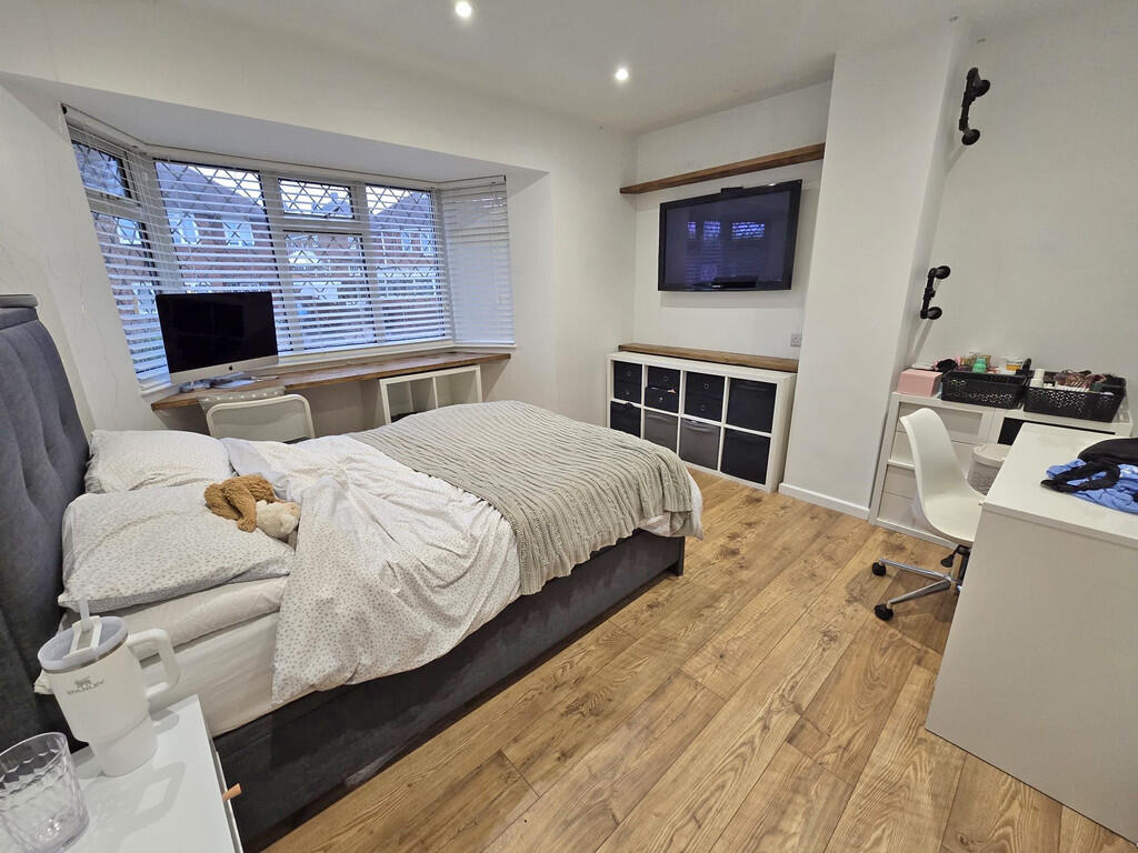 Additional image 17 of Downland Avenue, Southwick