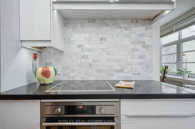 Additional image 8 of 717 Eglinton Ave Unit 505