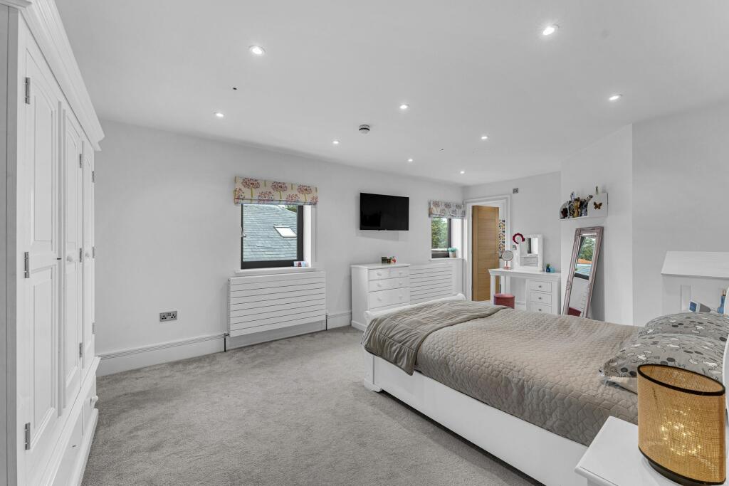 Additional image 37 of Experience luxury modern living at Oak Stables in Lostock. Built in 2015.