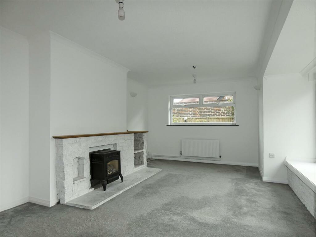 Additional image 5 of Meadway, Sea Estate, Rustington