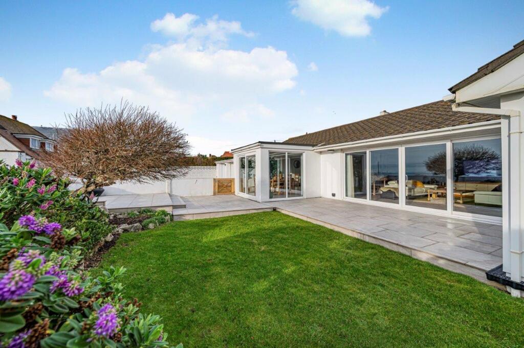 Additional image 51 of Marine Drive, Saltdean, BN2 8AA