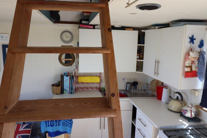 Additional image 5 of Mudeford Sand Spit, Hut 142