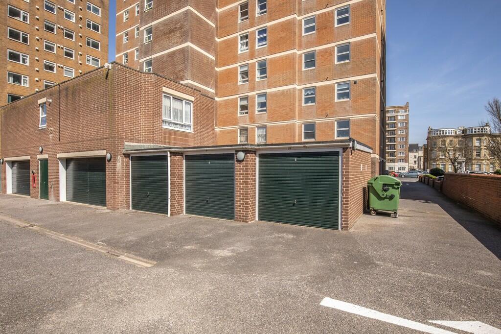 Additional image 7 of Grand Avenue, Hove, BN3 2NG