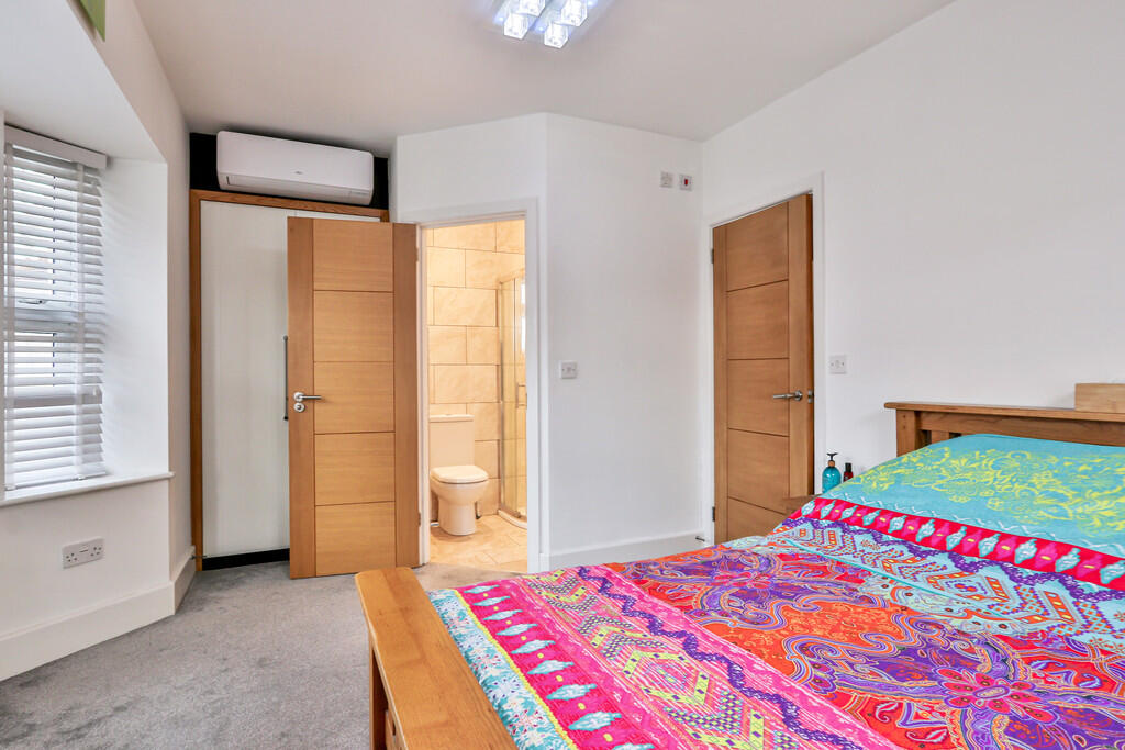 Additional image 12 of Pine Vale Crescent