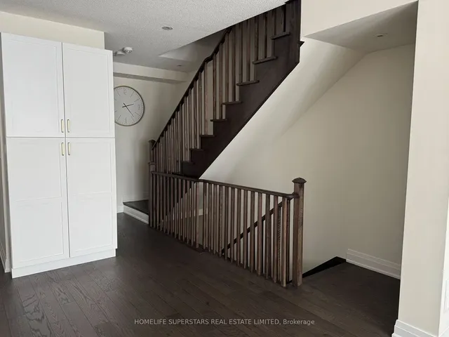 Additional image 2 of 46 Donald Ficht Cres