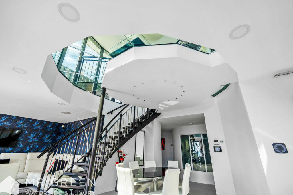 Additional image 5 of Boscombe Overcliff Drive, Dorset, BH5 2DW