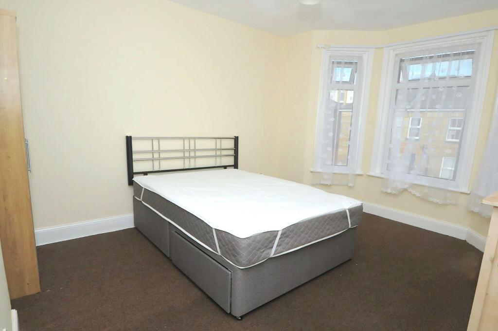 Additional image 5 of 4 Bed Student House on Waterloo Road - SEE VIDEO TOUR