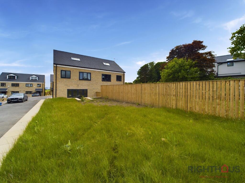 Additional image 9 of Woodlands Grove, Queensbury, BD13