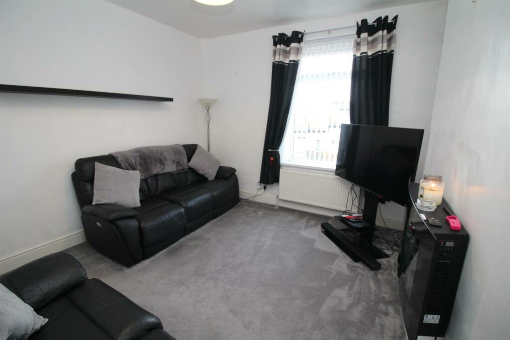 Additional image 9 of Exmouth Place, Bradford, BD3 0NA