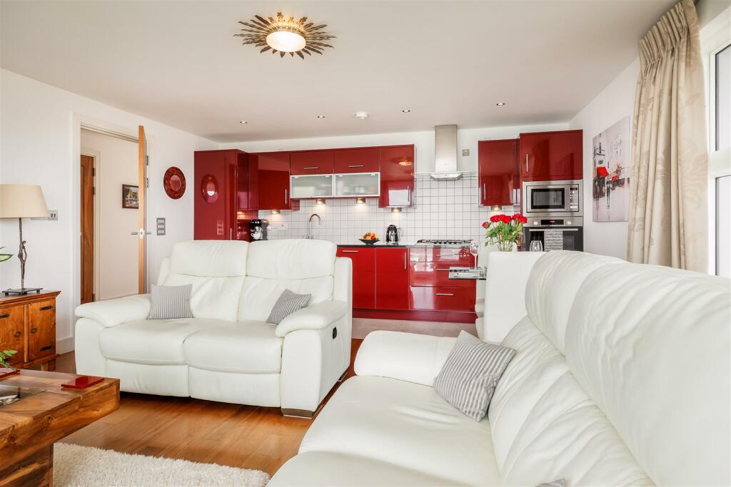 Additional image 5 of High Street, Poole