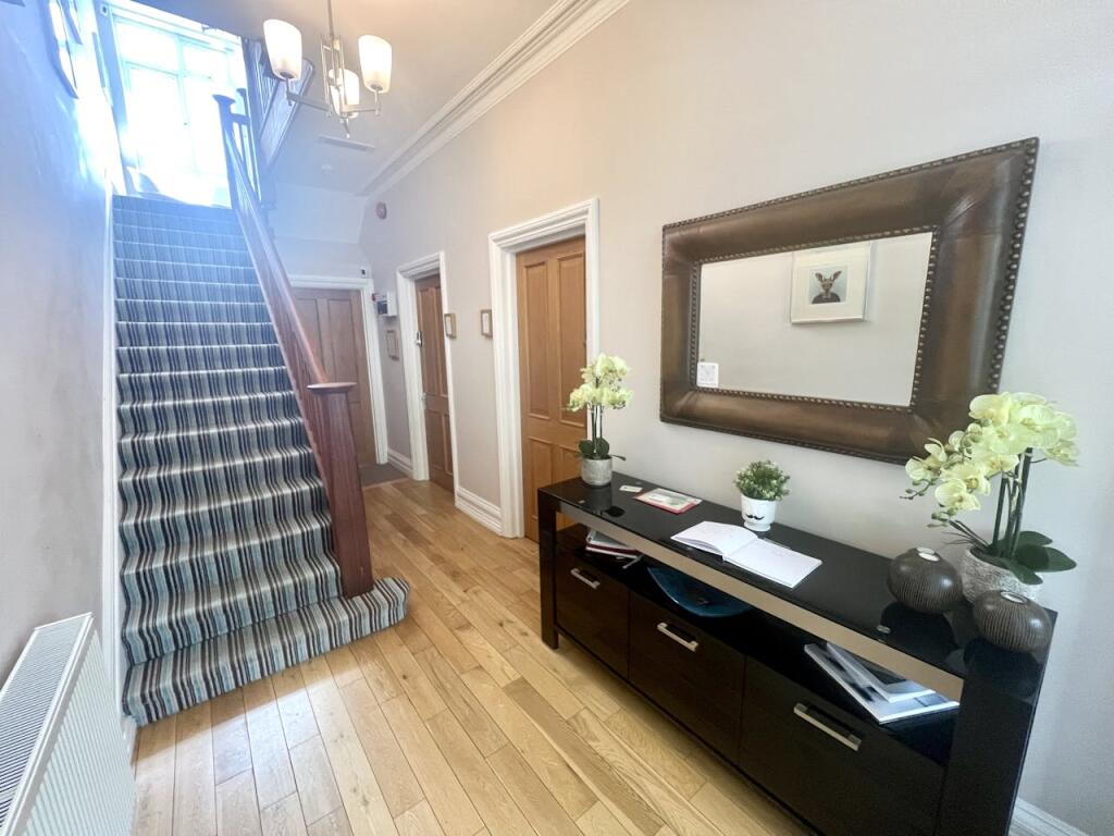 Additional image 2 of Alum Chine Beach House, 36 Burnaby Road, Bournemouth, BH4 8JG