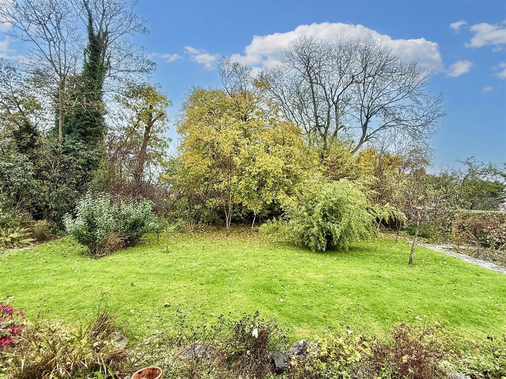 Additional image 11 of Haystoun Close, Eastbourne