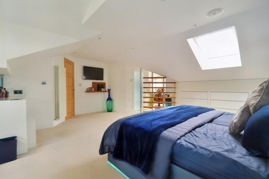 Additional image 14 of Broadstone